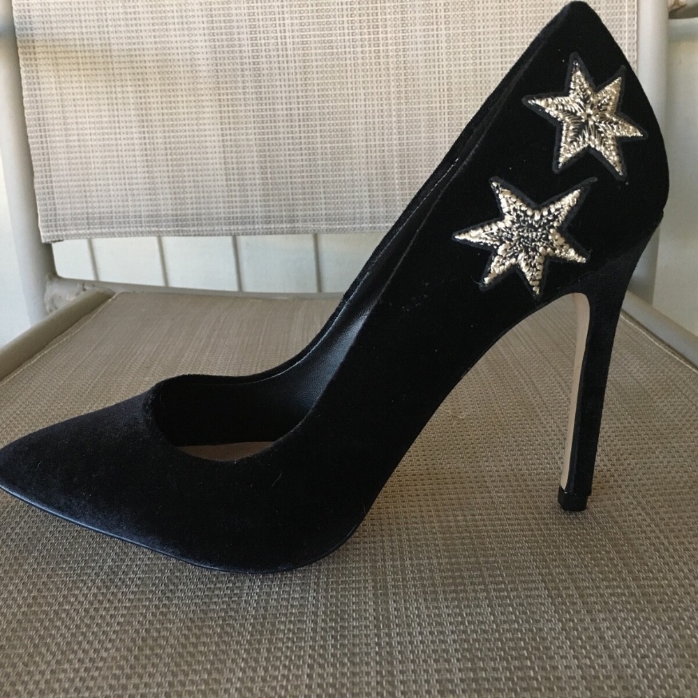 NEW Mix No. 6 Dignity Black Velvet Pumps Metallic Stars